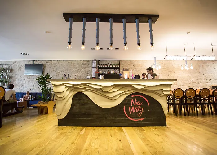 Nice Way Porto Hostel
